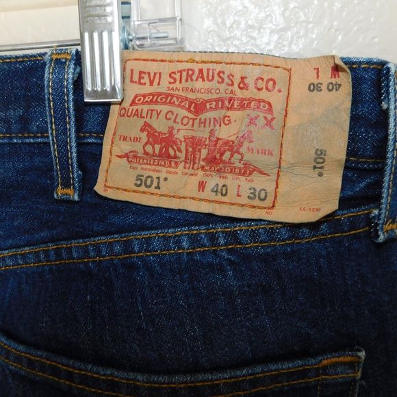 Levis 501 XX Jeans Size 40 x 30 Denim 5 Pocket Indigo Blue Casual Button Fly - Picture 3 of 10